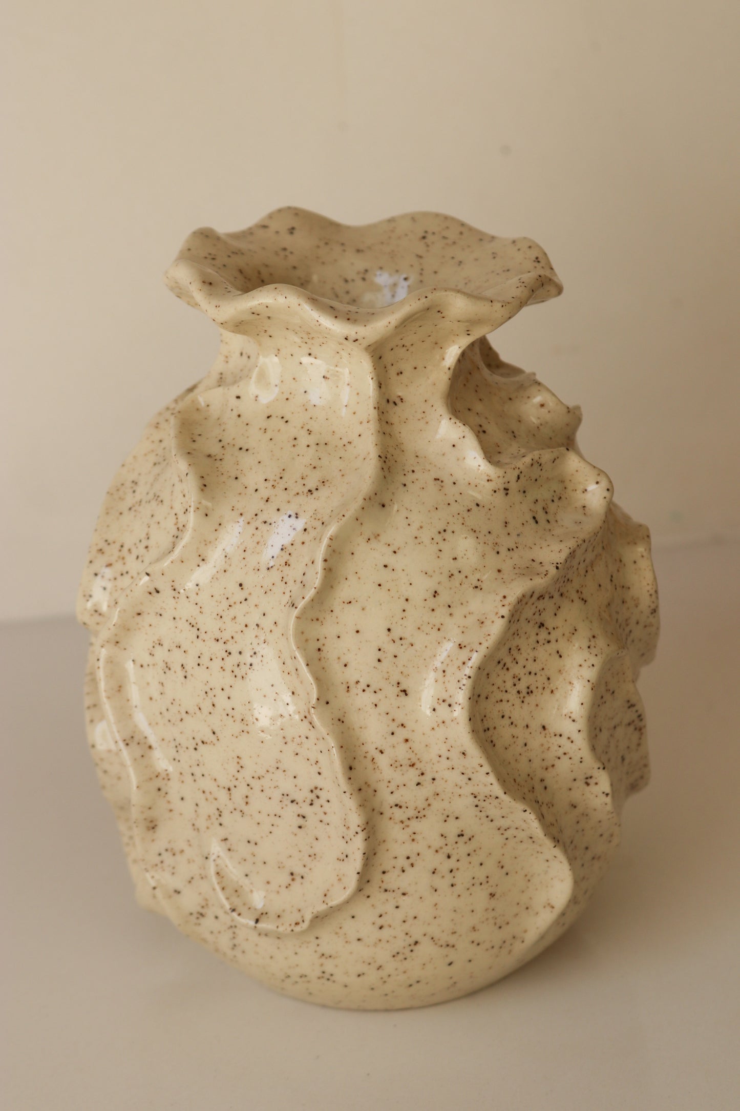 Waveform Vase