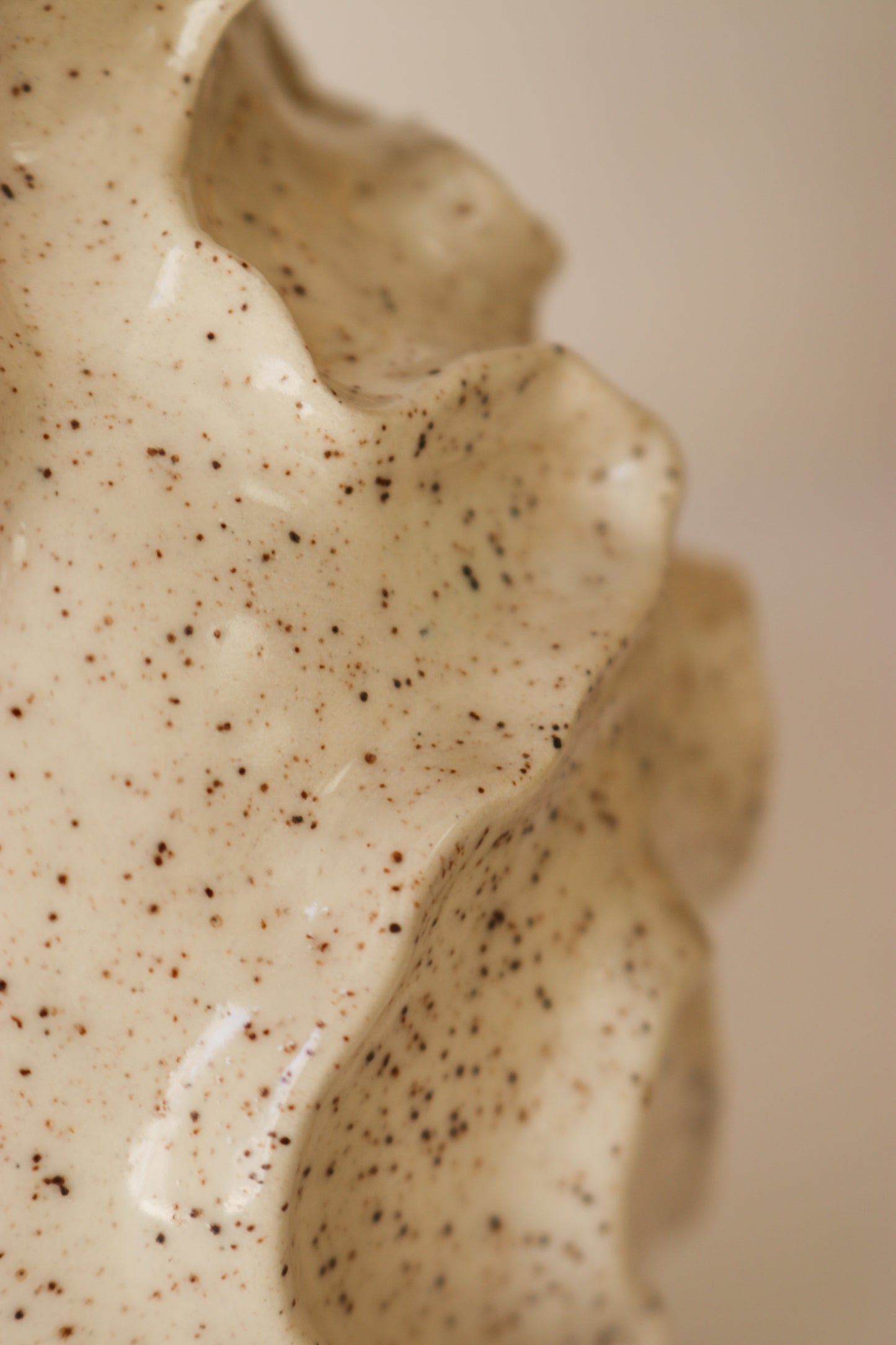 Waveform Vase