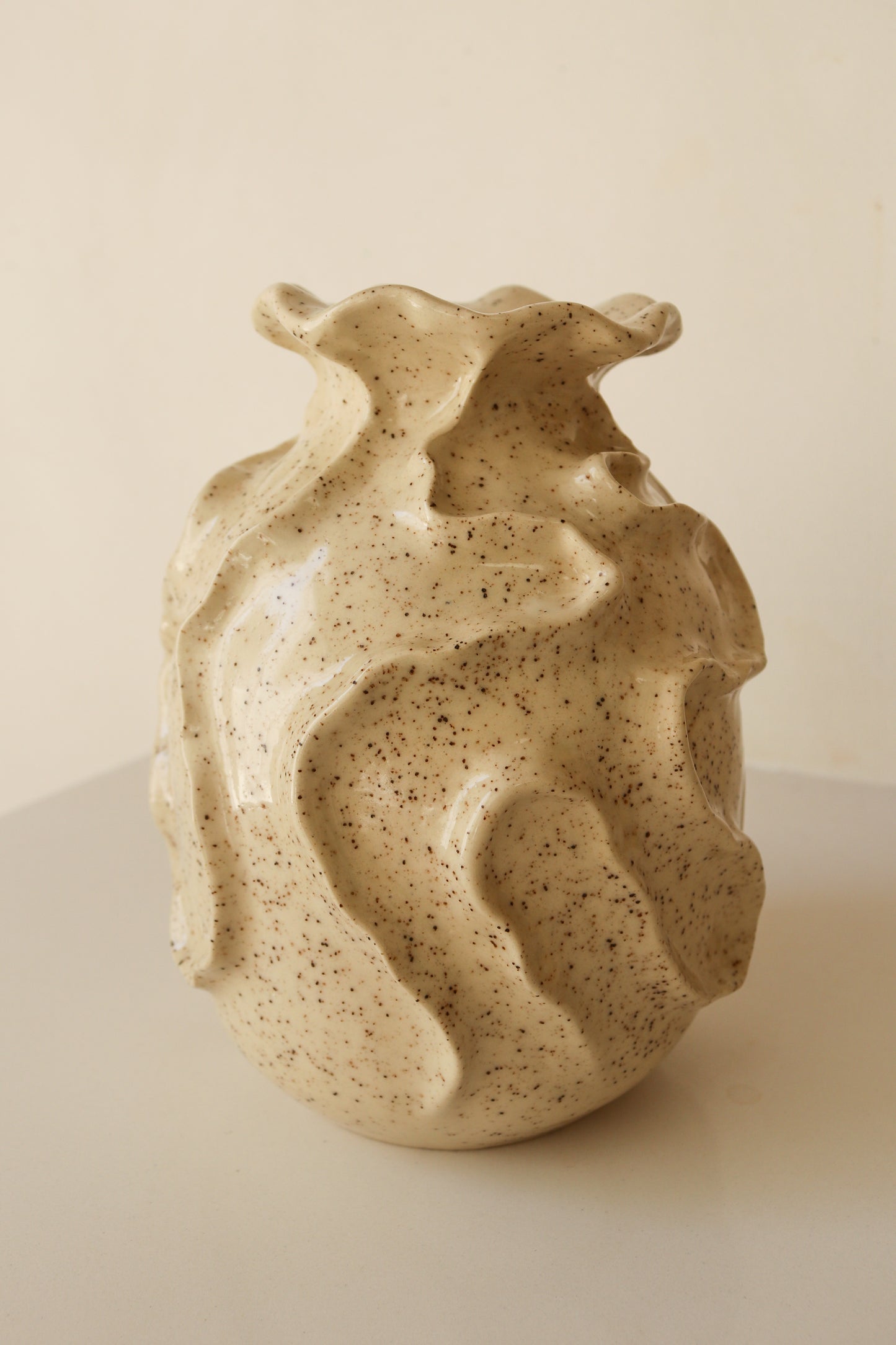 Waveform Vase